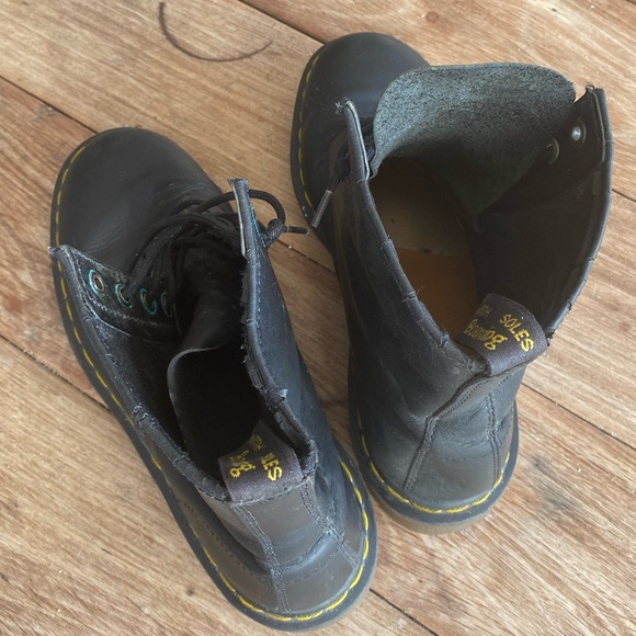 Dr. Martens Boots - Picture 6 of 6